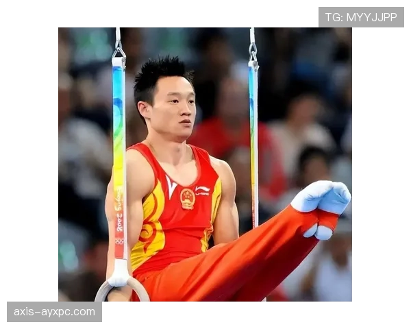 杨威退役后这身材管理也太狠了,体操老将私下居然天天五点起床练核心? 杨威退役后这身材管理也太狠了,体操老将私下居然天天五点起床练核心?