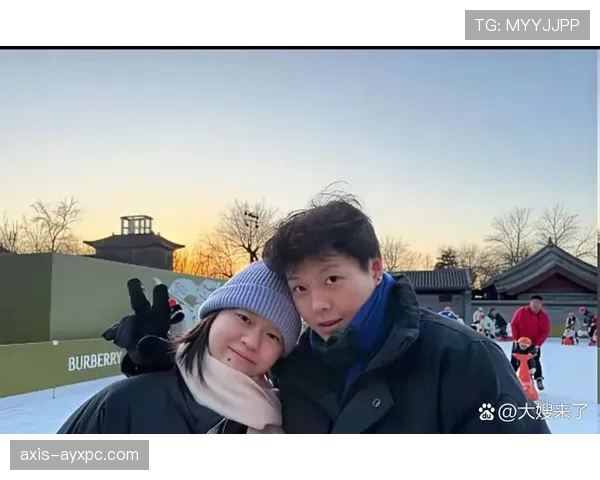 陈艺文训练完直接拎爱马仕去吃路边摊？